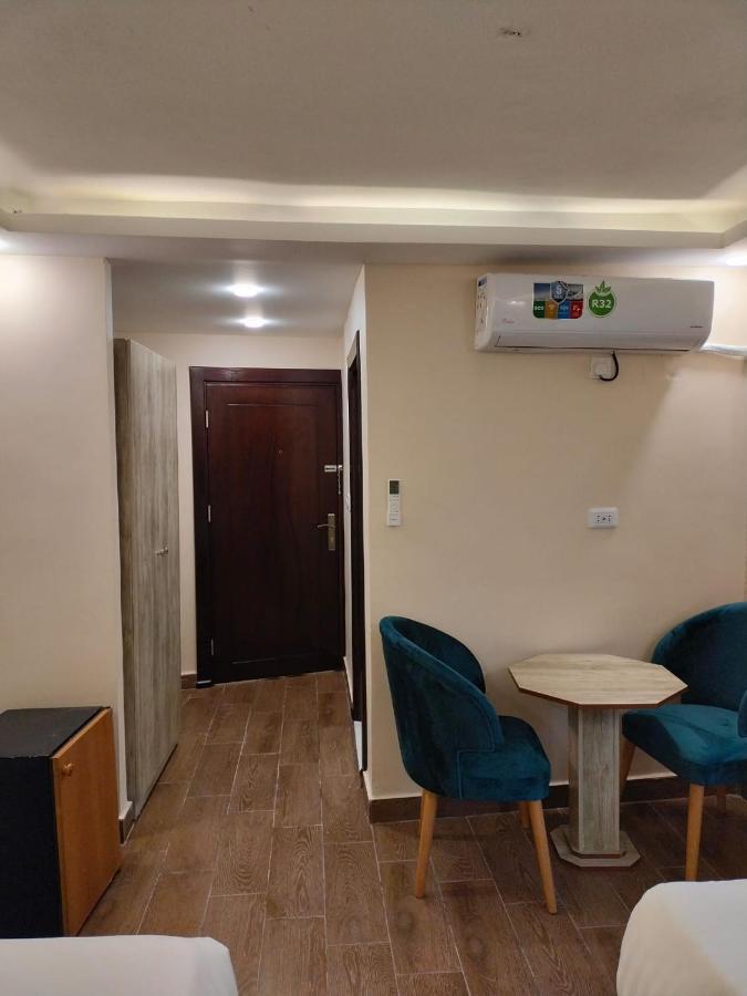 Old Street Apartment Wadi Musa Exterior photo